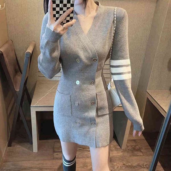two piece dress spring temperament double breasted v-neck long sleeve four bar tb pocket waist slim knit skirt xnfs, White
two piece dress spring temperament double breasted v-neck long sleeve four bar tb pocket waist slim knit skirt xnfs, White