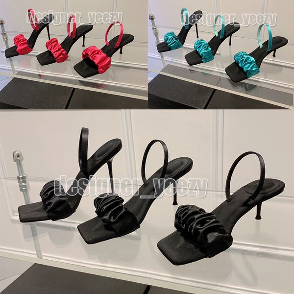 luxury women sandals dress shoes high heels slippers fashion beach thick shoe alphabet lady fashion sandal leather heel 2022 with box, Black
luxury women sandals dress shoes high heels slippers fashion beach thick shoe alphabet lady fashion sandal leather heel 2022 with box, Black