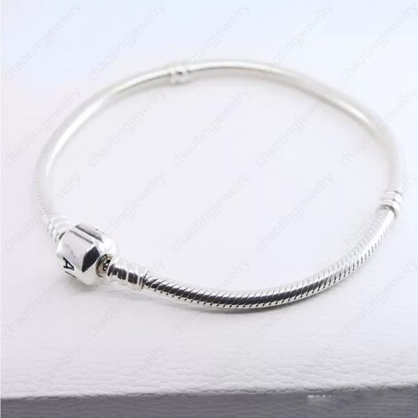 wholesale 925 sterling silver bracelets 3mm snake chain fit pandora charm bead bangle bracelet diy jewelry gift for men women, Golden;silver
wholesale 925 sterling silver bracelets 3mm snake chain fit pandora charm bead bangle bracelet diy jewelry gift for men women, Golden;silver