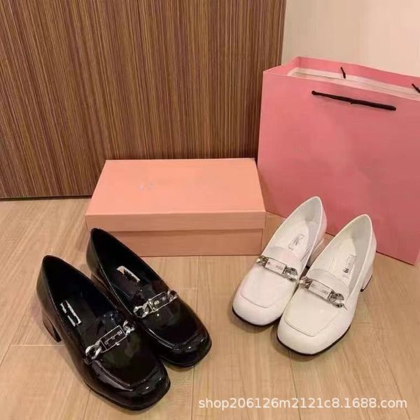 dress shoes miu's mary jane shoes women's early spring style square head british small leather , versatile leffer, Black
dress shoes miu's mary jane shoes women's early spring style square head british small leather , versatile leffer, Black