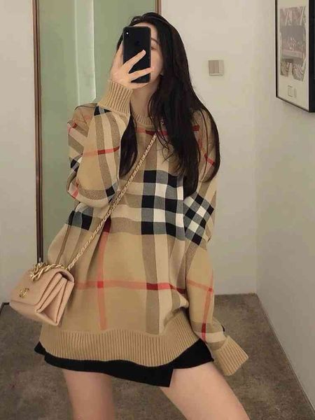 plaid sweater women 2022 spring medium long sweater loose large coat women, White;black
plaid sweater women 2022 spring medium long sweater loose large coat women, White;black