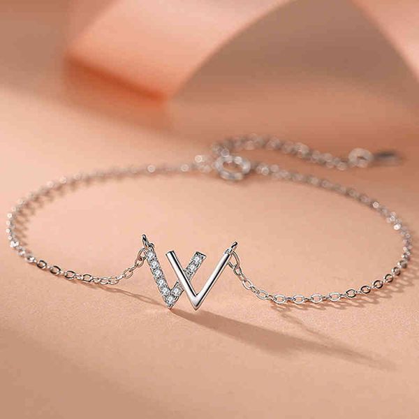 s925 sterling sier w monogram bracelet, exclusive dign, girl friend jewelry, minimalist party, Golden;silver
s925 sterling sier w monogram bracelet, exclusive dign, girl friend jewelry, minimalist party, Golden;silver