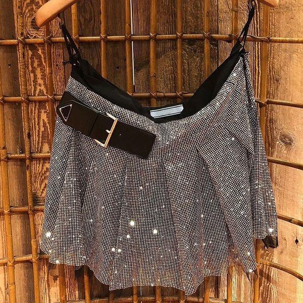 skirts designer fashion triangle brand bling rhinestone high waist pleated short skirt 22 autumn new girls luxury semi a943, Black
skirts designer fashion triangle brand bling rhinestone high waist pleated short skirt 22 autumn new girls luxury semi a943, Black