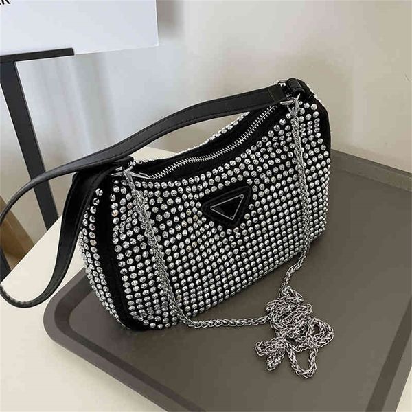 this year's popular bright diamond women's summer fashion hand red one armpit small square design purses online
this year's popular bright diamond women's summer fashion hand red one armpit small square design purses online