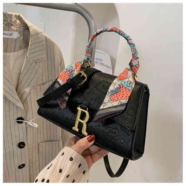 popular women's version french texture popular summer new fashion single messenger hand 80% off purse sales 
popular women's version french texture popular summer new fashion single messenger hand 80% off purse sales