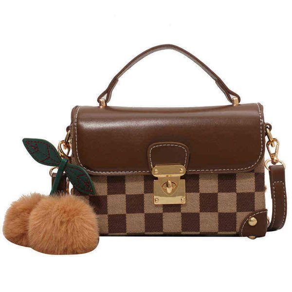 evening bags popular bolsa feminina 2022 nova moda verstil mensageiro saco ins alta de luxo hit tendncia sacos y0506 t220801
evening bags popular bolsa feminina 2022 nova moda verstil mensageiro saco ins alta de luxo hit tendncia sacos y0506 t220801