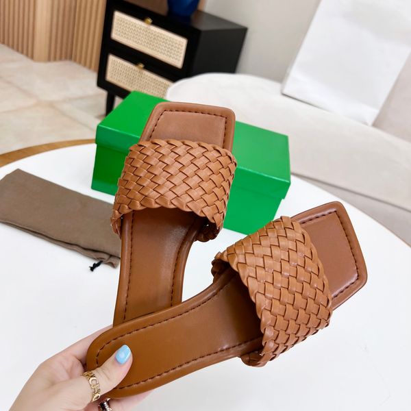 veneta slide designer slipper luxury sandal women sandals brand slides flip flop lady slide flat bottom design casual shoes sneakers by bags, Black
veneta slide designer slipper luxury sandal women sandals brand slides flip flop lady slide flat bottom design casual shoes sneakers by bags, Black