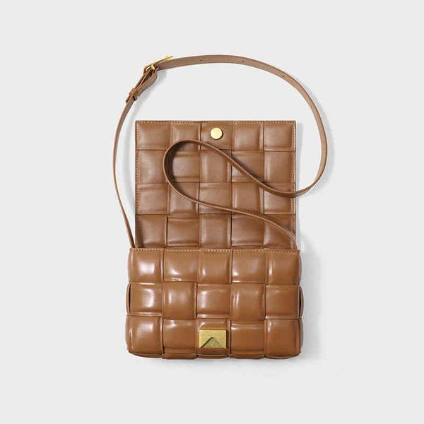 handbags woven designer venetas bottegas pillow genuine leather womens cassette 2022 fashion net red diagonal lattice square bag ar8h
handbags woven designer venetas bottegas pillow genuine leather womens cassette 2022 fashion net red diagonal lattice square bag ar8h