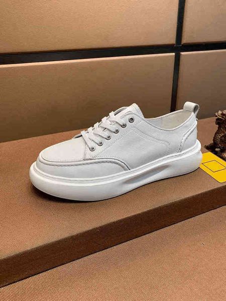2022 men shoes new casual jogging sneakers trainer run sports running shoes street hard skateboard luxury leather white 1118
2022 men shoes new casual jogging sneakers trainer run sports running shoes street hard skateboard luxury leather white 1118