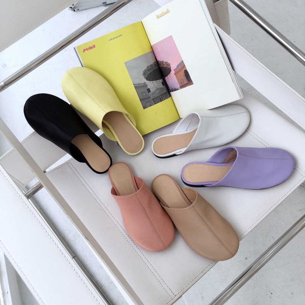 casual designer fashion women sandals soft genuine leather round toe slip on flats zapatos mujer prom evening shoes with shoes box and, Black
casual designer fashion women sandals soft genuine leather round toe slip on flats zapatos mujer prom evening shoes with shoes box and, Black