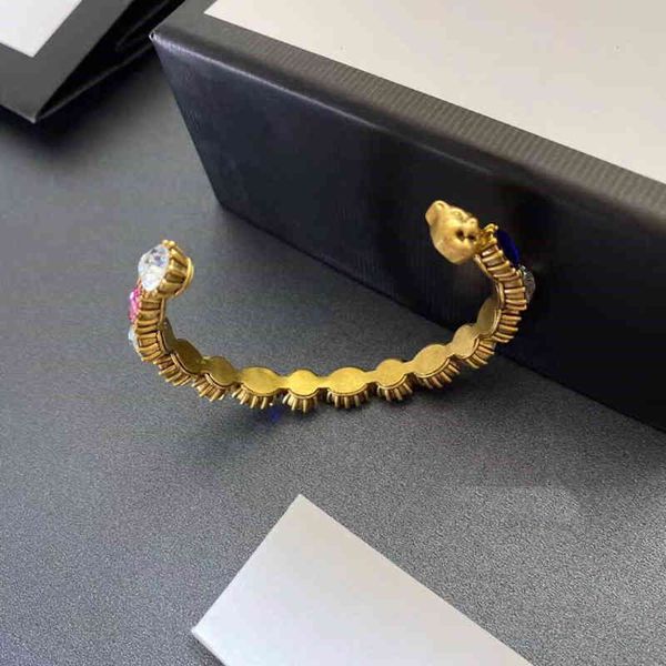 2023 designer new fashion jewelry gujia high-end version bracelet female color crystal diamond tiger head light luxury fashion bracelet, Black
2023 designer new fashion jewelry gujia high-end version bracelet female color crystal diamond tiger head light luxury fashion bracelet, Black