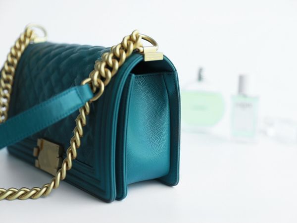 10a class bag luxury lady lid new turquoise green rich mom chain bag imported sheepskin diamond retro hardware 25cm
10a class bag luxury lady lid new turquoise green rich mom chain bag imported sheepskin diamond retro hardware 25cm
