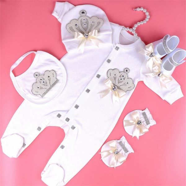 0-6 month baby girl clothes princess pearl crown with bow born infant baby bodysuit pajamas outfit baby clothes gift lj201223, White
0-6 month baby girl clothes princess pearl crown with bow born infant baby bodysuit pajamas outfit baby clothes gift lj201223, White