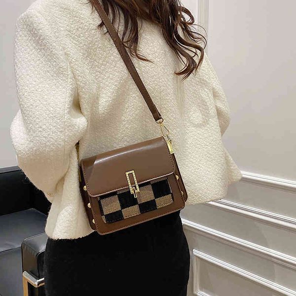 light luxury high-grade small square bag women's 2022 four seasons trendy texture versatile chsboard lattice flip single shoulder desig
light luxury high-grade small square bag women's 2022 four seasons trendy texture versatile chsboard lattice flip single shoulder desig