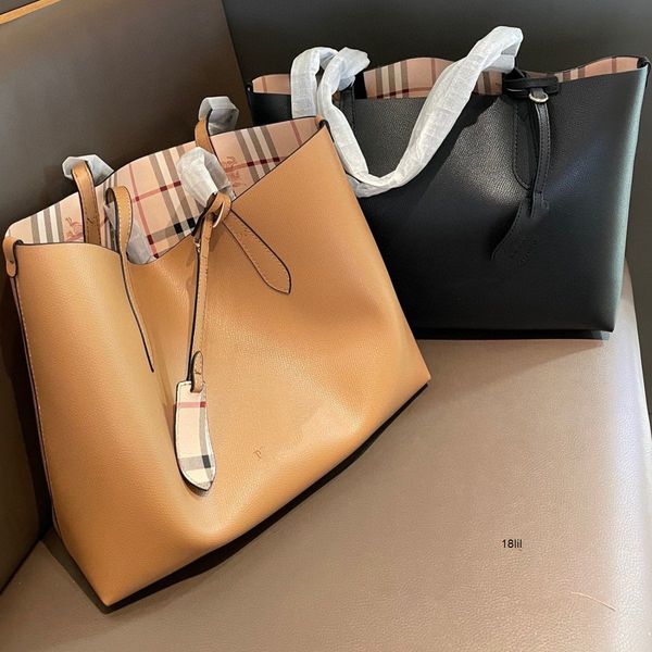 designer burbrerys woman handbags 2022 latest high appearance large bag double-sided shopping bag tote bag versatile 18lil
designer burbrerys woman handbags 2022 latest high appearance large bag double-sided shopping bag tote bag versatile 18lil