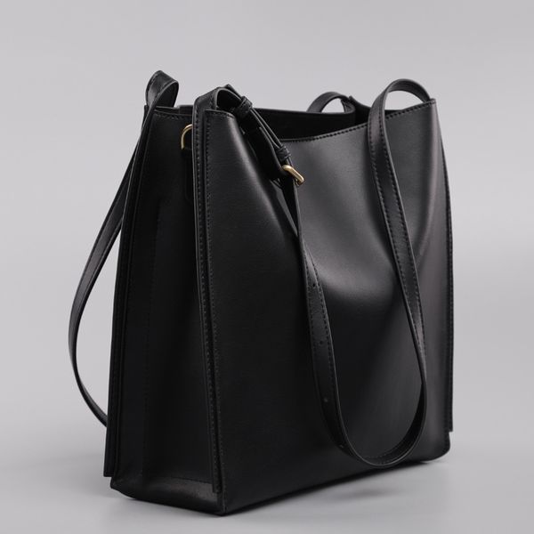 totes women one shoulder shopping bag big high-capacity genuine leather material wholesale fashion bags mom handbag tote black dark brown sp
totes women one shoulder shopping bag big high-capacity genuine leather material wholesale fashion bags mom handbag tote black dark brown sp