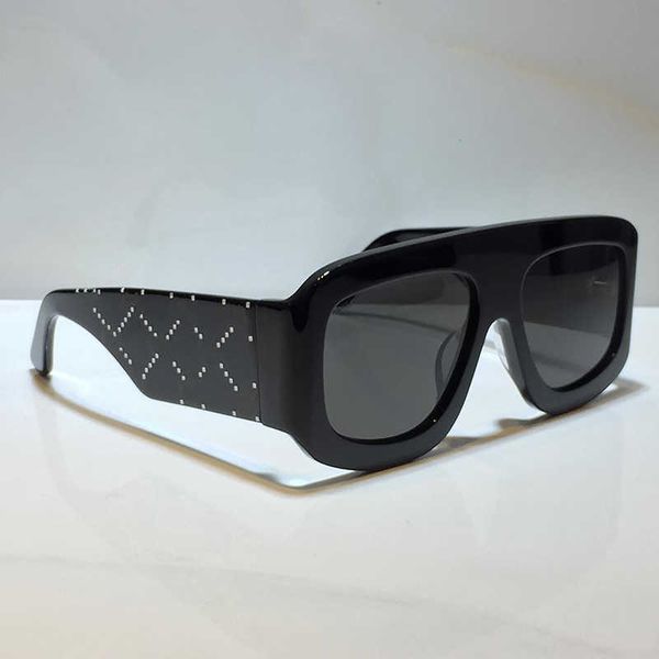 sunglasses for men and women summer style anti-ultraviolet 0980s retro plate plank rectangle full frame fashion eyeglasses random box, White;black
sunglasses for men and women summer style anti-ultraviolet 0980s retro plate plank rectangle full frame fashion eyeglasses random box, White;black