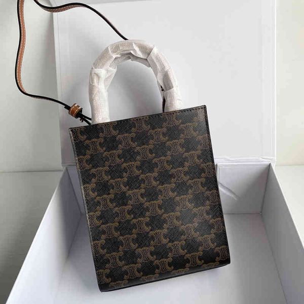 factory direct sales of new luxury brand bags wholesale flower triumphal arch tote handbag mini one shoulder msenger bag
factory direct sales of new luxury brand bags wholesale flower triumphal arch tote handbag mini one shoulder msenger bag