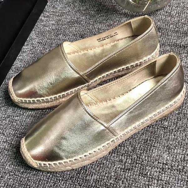 2021 gold rivet sandals luxury designers women slippers flat heel sliders calfskin allmatch stylist shoes 6cm high heels with, Black
2021 gold rivet sandals luxury designers women slippers flat heel sliders calfskin allmatch stylist shoes 6cm high heels with, Black