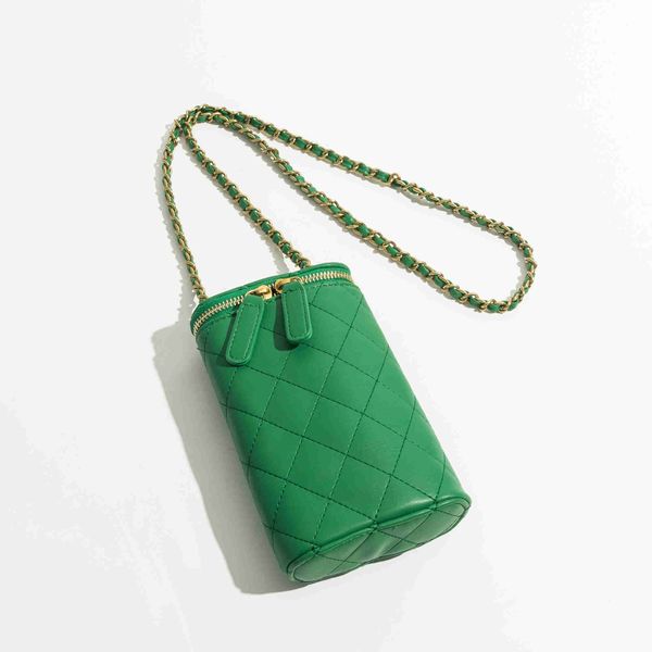 evening bags mabula verde acolchoado couro bolsa do telefone para as mulheres pequena crossbody saco com corrente de metal elegante mensagei
evening bags mabula verde acolchoado couro bolsa do telefone para as mulheres pequena crossbody saco com corrente de metal elegante mensagei