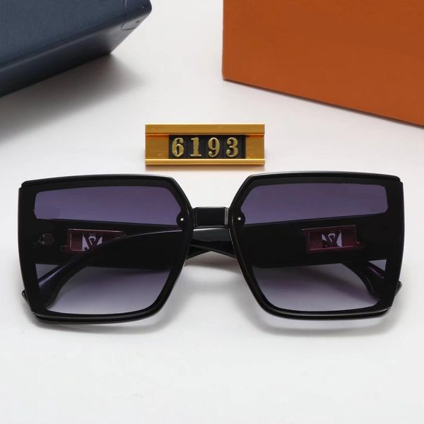 wholesale luxury designer sunglasses retro men's and women's glasses with box, White;black
wholesale luxury designer sunglasses retro men's and women's glasses with box, White;black