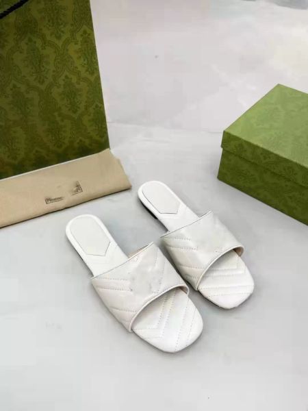 latest design slippers sole sheep upper middle-aged and young people's leather sandals women's fashion flat bottom with buckle dec, Black
latest design slippers sole sheep upper middle-aged and young people's leather sandals women's fashion flat bottom with buckle dec, Black