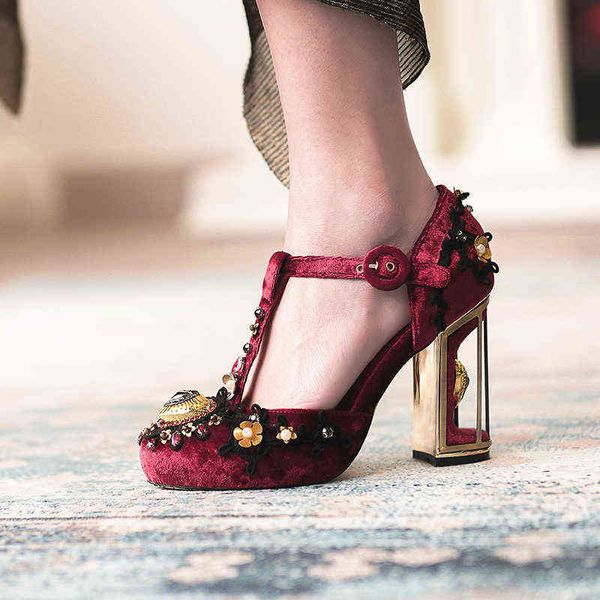 dress shoes salu strange high heels pumps woman velet leather ladies round toe party wedding big size41 42 43 220318, Black
dress shoes salu strange high heels pumps woman velet leather ladies round toe party wedding big size41 42 43 220318, Black