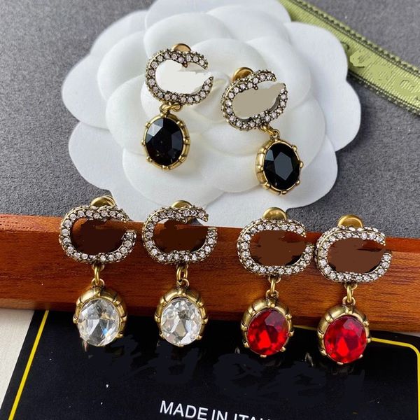 2022 huggie new fashion brand earring color diamond double g letter brass material personality earrings women wedding party designer jewelry, Golden;silver
2022 huggie new fashion brand earring color diamond double g letter brass material personality earrings women wedding party designer jewelry, Golden;silver