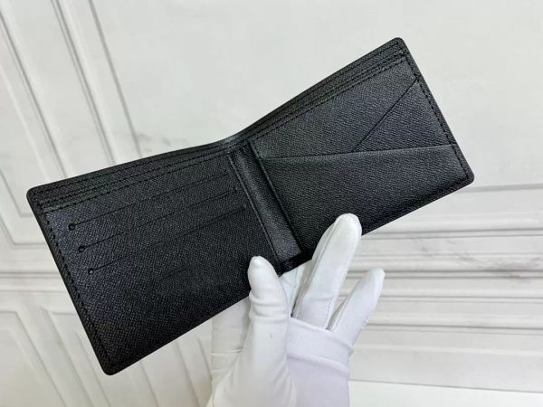 1111 luxurys designers wallets cardholder france paris plaid style mens women high-end wallet with box luxurybag116256h, Red;black
1111 luxurys designers wallets cardholder france paris plaid style mens women high-end wallet with box luxurybag116256h, Red;black