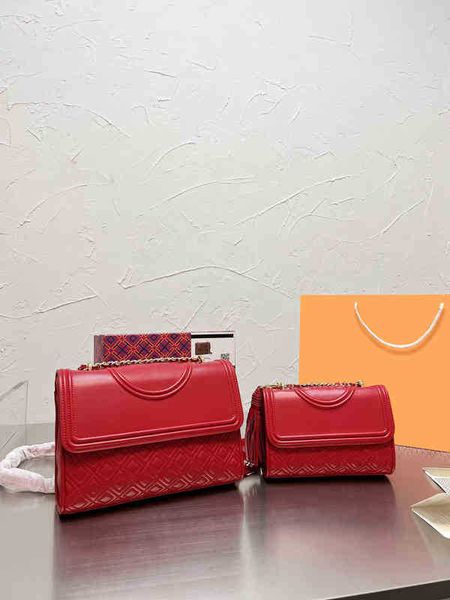 shoulder bags luxury brand fashion simple square tassel bag women's designer real leather chain phone handbags 1220
shoulder bags luxury brand fashion simple square tassel bag women's designer real leather chain phone handbags 1220