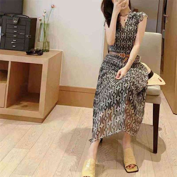 new summer small senior feeling light familiar style sister french tea break flying sleeve2022 brand fashion design trendy clothing factory, Black;gray
new summer small senior feeling light familiar style sister french tea break flying sleeve2022 brand fashion design trendy clothing factory, Black;gray
