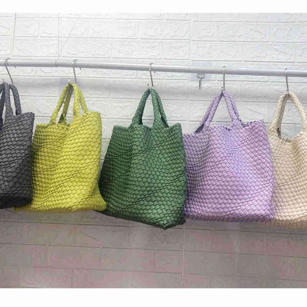 designer womens bottegass handbags venetas hand woven tote vegetable basket macarone candy color soft leather 4q4h
designer womens bottegass handbags venetas hand woven tote vegetable basket macarone candy color soft leather 4q4h