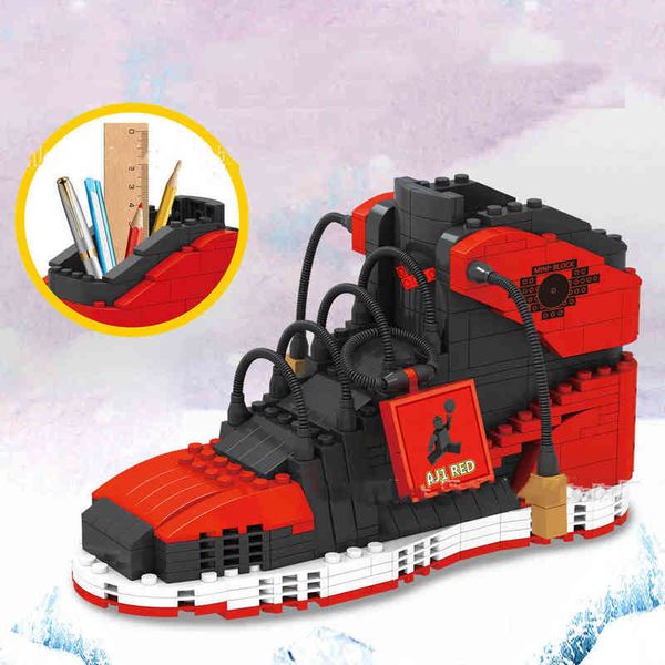 474pcs sports shoes building block pen holder sports basketball shoes small particles bricks pencil-box toys for children g220414
474pcs sports shoes building block pen holder sports basketball shoes small particles bricks pencil-box toys for children g220414