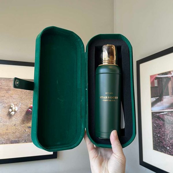 2021 starbucks cup christmas chef vintage green stainless steel insulated water cup gift box 400ml
2021 starbucks cup christmas chef vintage green stainless steel insulated water cup gift box 400ml