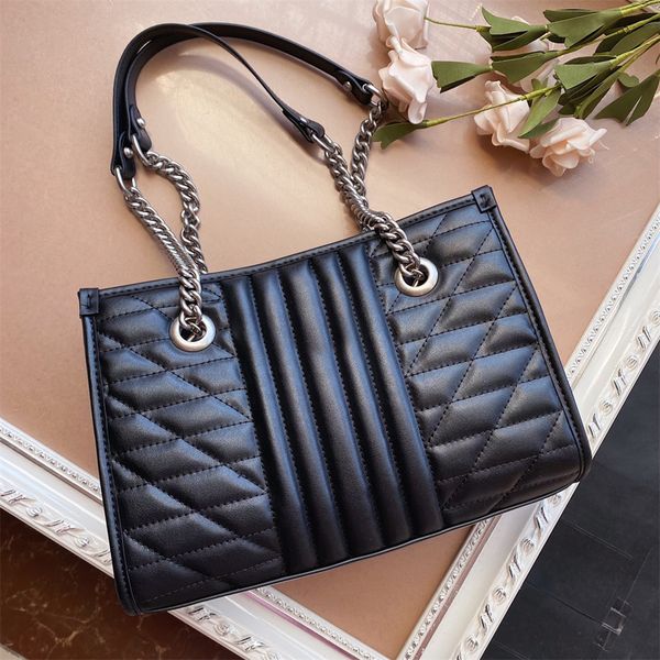 leather women lady fashion bags genuine crossbody handbags purses backpack tote shoulder chain bag handbag quilted messenger brand designer
leather women lady fashion bags genuine crossbody handbags purses backpack tote shoulder chain bag handbag quilted messenger brand designer
