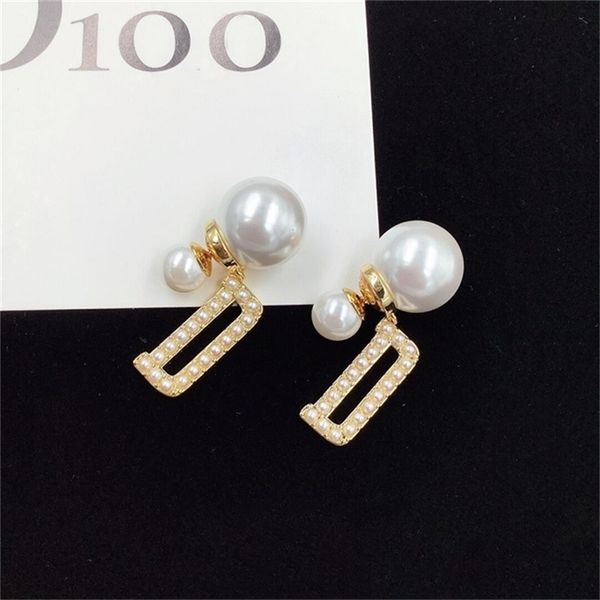 2022 36% off designer jewelry new classic d letter pearl earrings female d star same front and rear pearl earrings, Golden
2022 36% off designer jewelry new classic d letter pearl earrings female d star same front and rear pearl earrings, Golden