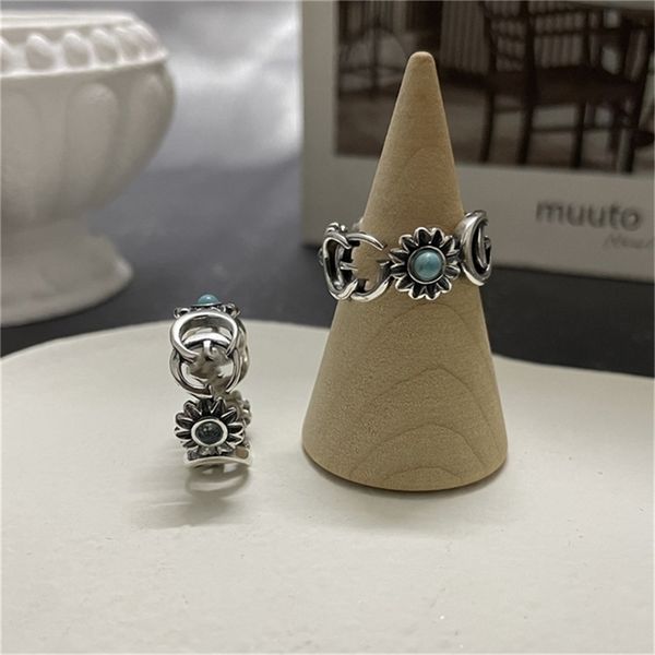 86% off factory shopgujia ins ring small hollowed out flower turquoise ring men's and women's same ring pair 34, Silver
86% off factory shopgujia ins ring small hollowed out flower turquoise ring men's and women's same ring pair 34, Silver