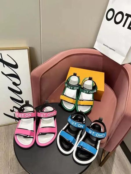 new designer sandals slippers flip flops women dress party evening it can be matched with various skirts and windbreakers to attend various, Black
new designer sandals slippers flip flops women dress party evening it can be matched with various skirts and windbreakers to attend various, Black