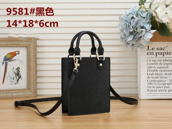 2023hand bag fashion designer cool crossbody shoulder handbag letter print small capacity women's coin purse clutch casual pu leather t
2023hand bag fashion designer cool crossbody shoulder handbag letter print small capacity women's coin purse clutch casual pu leather t