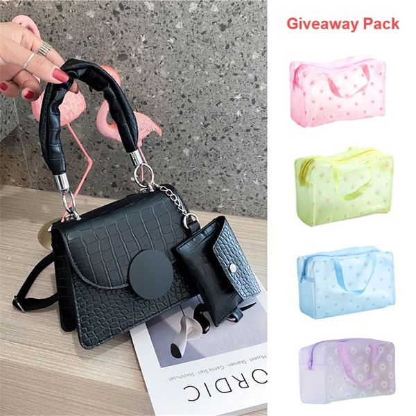 style cute versatile crossbody bag multi-colored coin pocket gifts delicate compact print chain handbag for women 220616
style cute versatile crossbody bag multi-colored coin pocket gifts delicate compact print chain handbag for women 220616