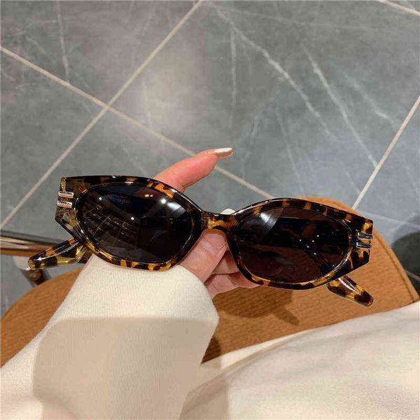 square frame wholesale shades sun glasses women new retro vintage designer fashion sunglasses for women and man car bicycle, White;black
square frame wholesale shades sun glasses women new retro vintage designer fashion sunglasses for women and man car bicycle, White;black