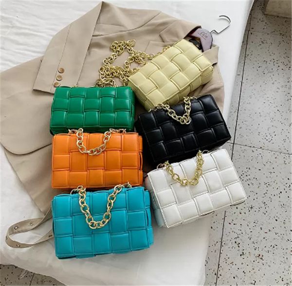 women crossbody bag weave flap bags for women 2020 quality leather thick chain shoulder messenger bags female handbag and purse, Black
women crossbody bag weave flap bags for women 2020 quality leather thick chain shoulder messenger bags female handbag and purse, Black