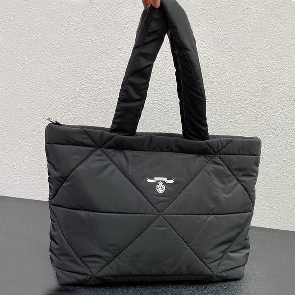 check large tote bag women handbag shoulder shopping bags soft cotton padded bag capacity purse triangular sequin thread satchel fashion boo
check large tote bag women handbag shoulder shopping bags soft cotton padded bag capacity purse triangular sequin thread satchel fashion boo