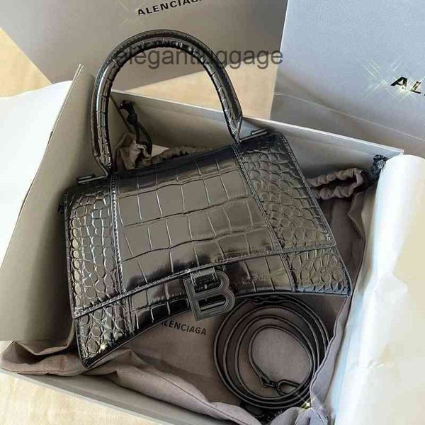 shoulder bags balencaig'ss designer crossbody handbags star same bag female 2022 fashion versatile b family crocodile hourglass charact
shoulder bags balencaig'ss designer crossbody handbags star same bag female 2022 fashion versatile b family crocodile hourglass charact