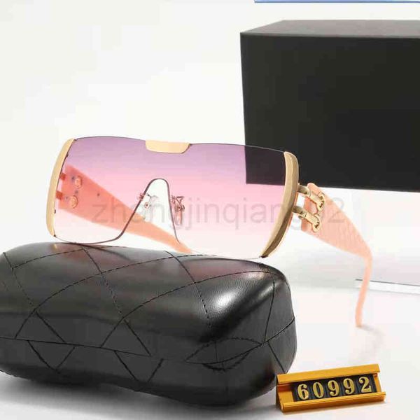 designer gg cc sunglasses summer cycle luxurious fashion vintage oversized baseball sport shield men's women's lovers street trave, White;black
designer gg cc sunglasses summer cycle luxurious fashion vintage oversized baseball sport shield men's women's lovers street trave, White;black