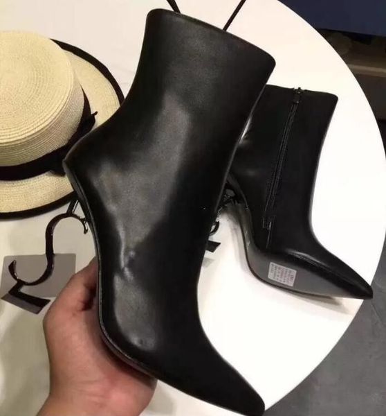 2022pumps ladies boots designer brand brand new woman wedding bridal shoes high-heeled winter fashion fashion single high heel, Black
2022pumps ladies boots designer brand brand new woman wedding bridal shoes high-heeled winter fashion fashion single high heel, Black