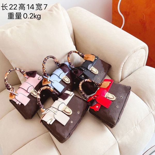 designers shoulder bag totes purse handbag message pu leather crossbody old flower 22cm
designers shoulder bag totes purse handbag message pu leather crossbody old flower 22cm