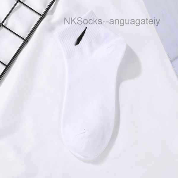 men's fashion classic socks hook brand designer women's leisure lovers' short tube sportsocks luxury women men breathable ver, Black
men's fashion classic socks hook brand designer women's leisure lovers' short tube sportsocks luxury women men breathable ver, Black