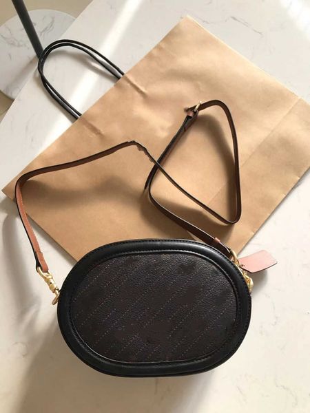 women classic brand cabinet and delicate high-end designer bags female packet traffic design of camera bag size 21 7 14
women classic brand cabinet and delicate high-end designer bags female packet traffic design of camera bag size 21 7 14