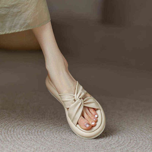 sandals women flip flops summer leisure flat slippers fashion beach sandals soft sole thick bottom comfort non-slip pu shoes 220623, Black
sandals women flip flops summer leisure flat slippers fashion beach sandals soft sole thick bottom comfort non-slip pu shoes 220623, Black